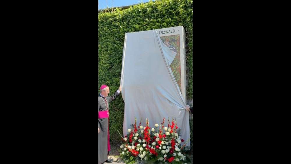 W Watykanie odsłonięto mozaikę Matki Bożej Gietrzwałdzkiej
